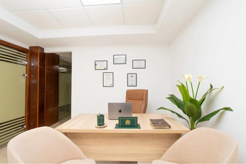 Bureau de consultation du Divina Dental Center à Tanger
